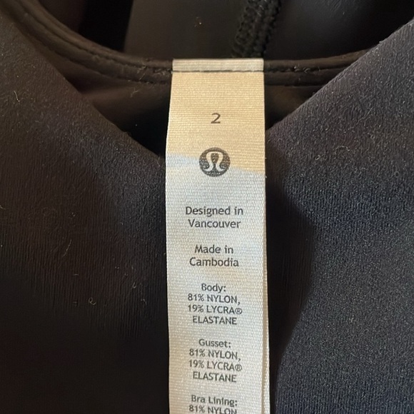 Lululemon Align Bodysuit 6” NWOT Sz 2- Black - Picture 3 of 3
